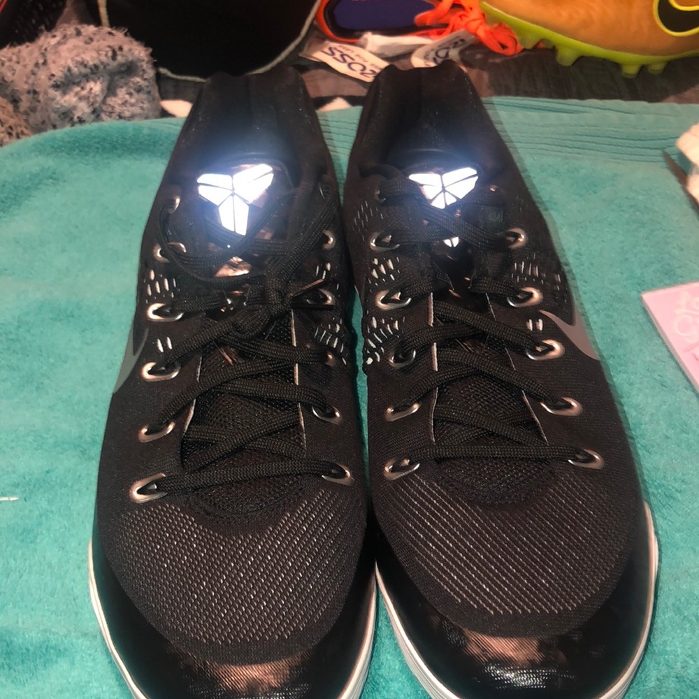 Nike KOBE IX9 TB athletic shoe
